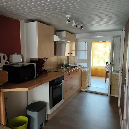 La Maison D'aurelie 4 A 6 Personnes En Auvergne A Saint Remy Sur Durolle 度假居 Fracard