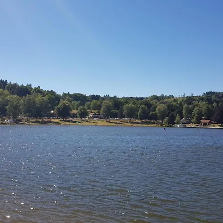 Casa vacanze La Maison D'aurélie 4 à 6 Personnes En Auvergne à Saint Remy Sur Durolle *