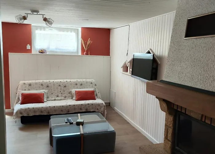 La Maison D'aurelie 4 A 6 Personnes En Auvergne A Saint Remy Sur Durolle * Fracard